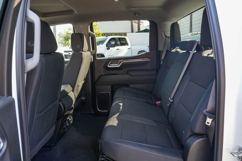 New 2025 Chevrolet Silverado 1500 LT AWD/4WD image 18