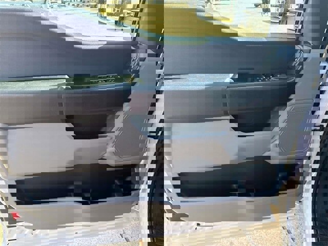 New 2026 Ford F250 XL w/ XL Chrome Package image 19
