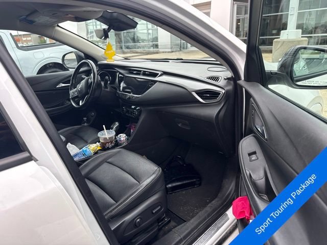 Used 2021 Buick Encore GX Essence w/ Advanced Technology Package FWD image 4