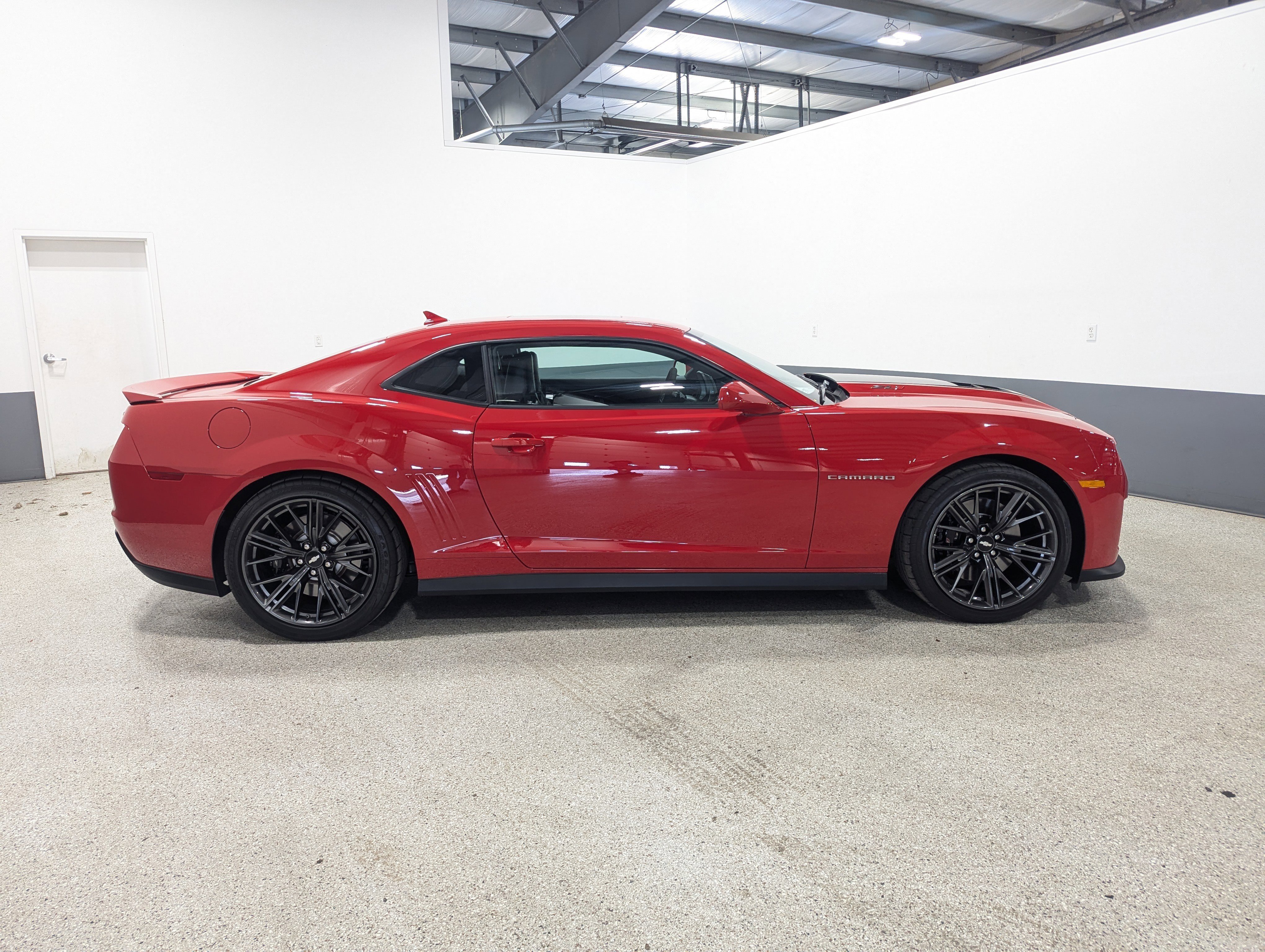 Used 2012 Chevrolet Camaro ZL1 image 2