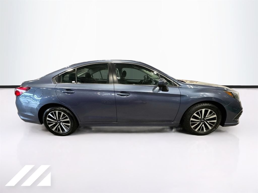 Used 2018 Subaru Legacy 2.5i Premium w/ Popular Package #1 AWD/4WD image 4