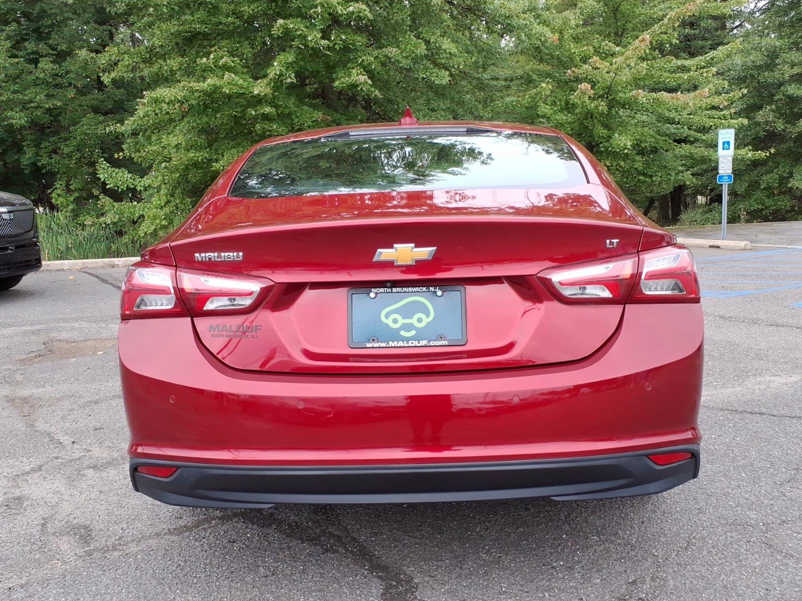 Certified 2019 Chevrolet Malibu LT w/ Driver Confidence Package FWD image 5