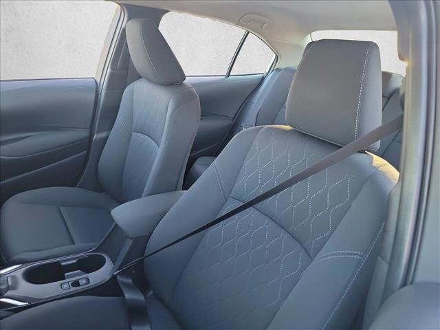 Used 2025 Toyota Corolla LE FWD image 13