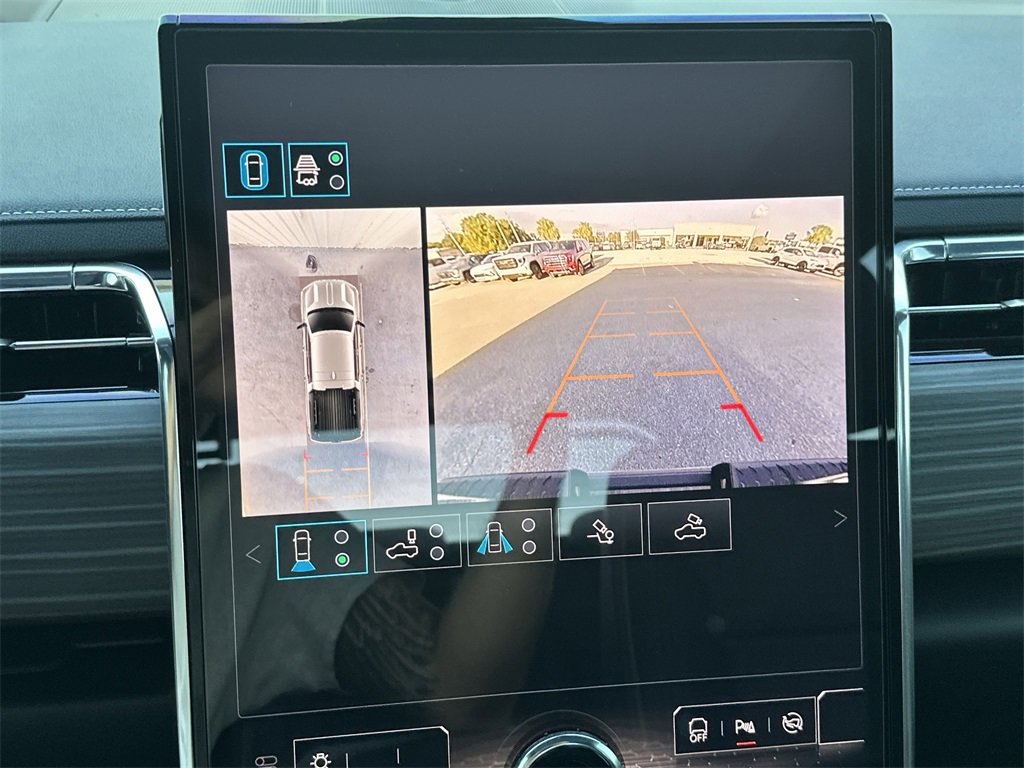 Used 2025 GMC Sierra EV Denali image 25