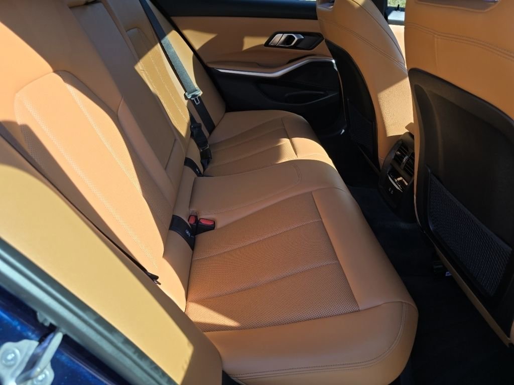 Used 2022 BMW 330i xDrive Sedan image 22
