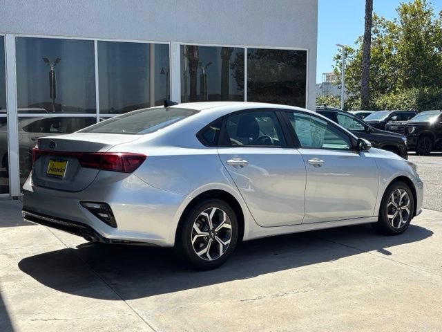 Used 2019 Kia Forte LXS FWD image 3