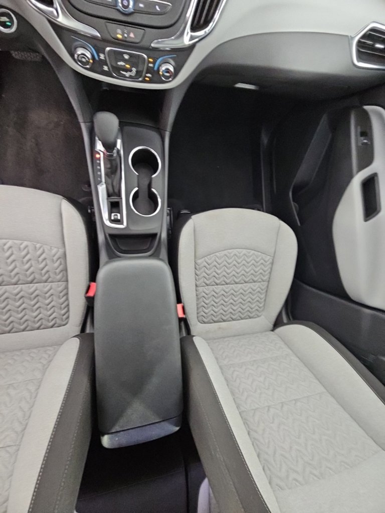 Used 2024 Chevrolet Equinox LS w/ LS Convenience Package FWD image 29