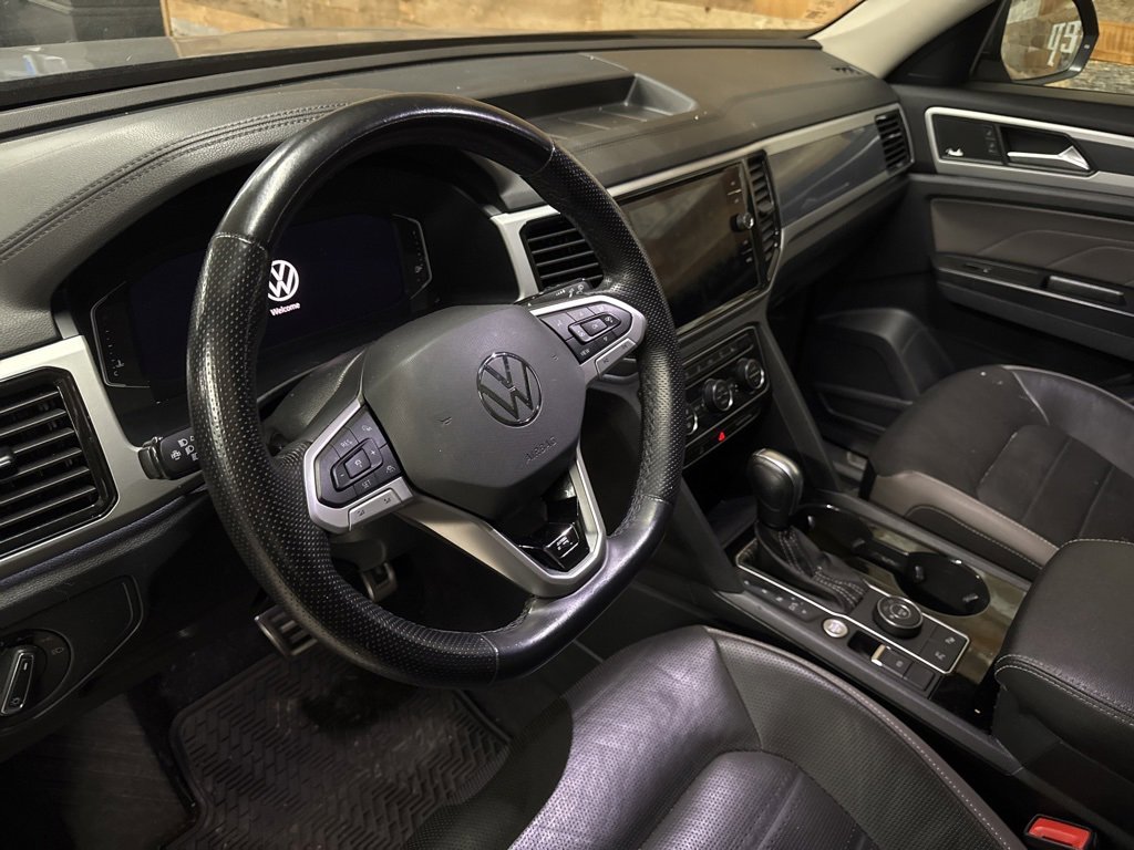 Used 2021 Volkswagen Atlas SEL Premium image 11