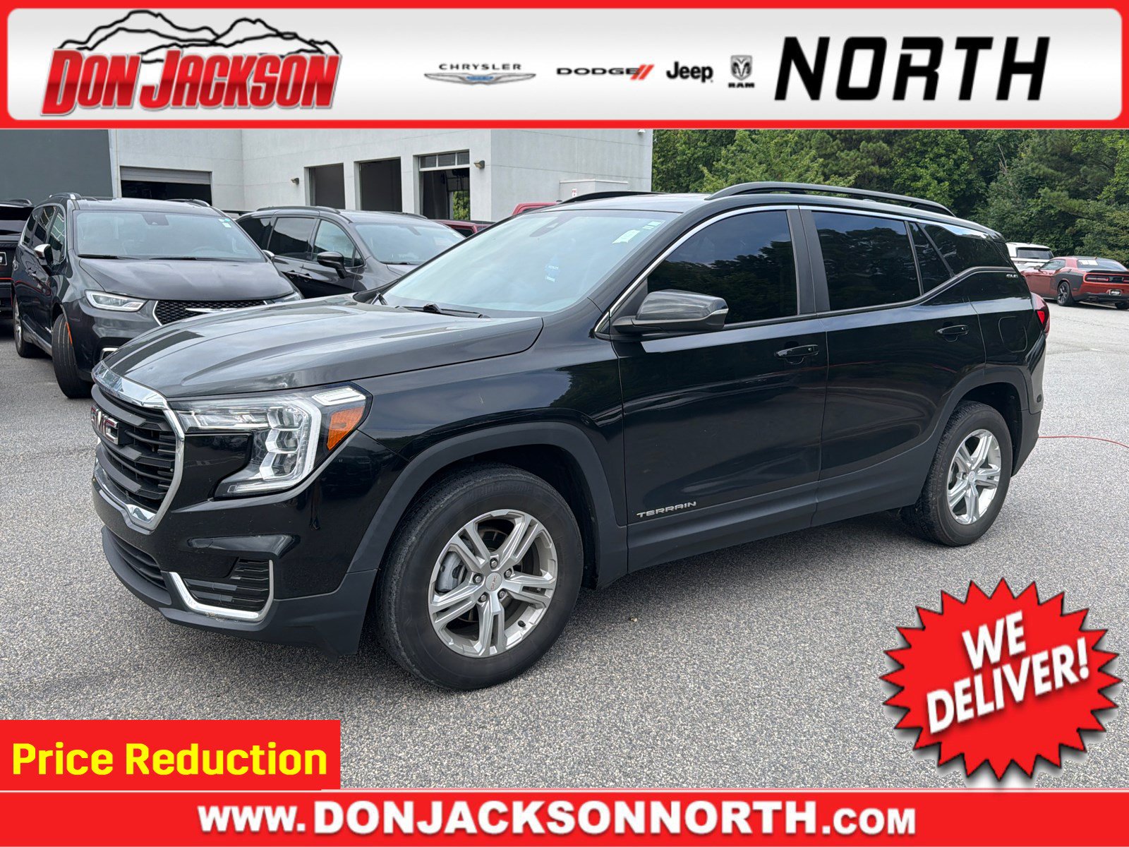 Used 2022 GMC Terrain SLE w/ Driver Convenience Package