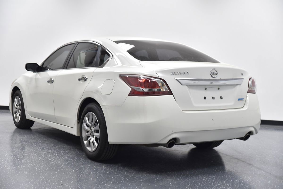 Used 2013 Nissan Altima 2.5 S image 5