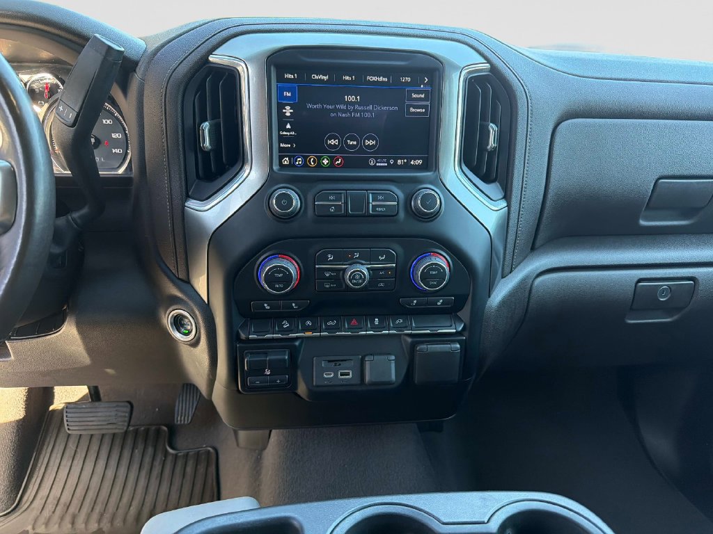 Used 2022 Chevrolet Silverado 1500 LT w/ Z71 Off-Road Package AWD/4WD image 28