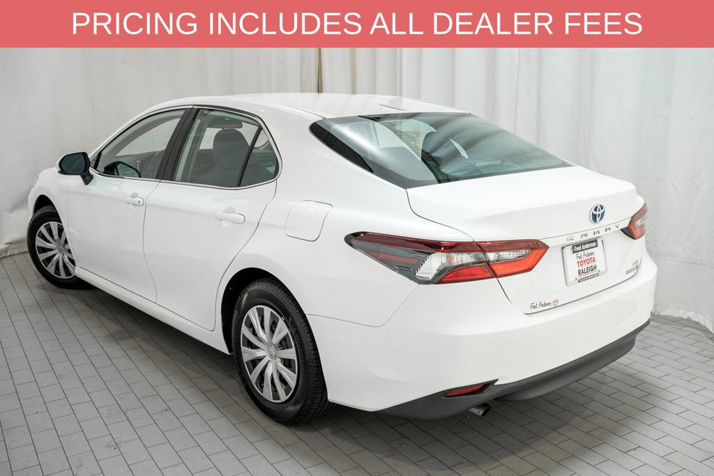 Used 2023 Toyota Camry LE FWD image 3