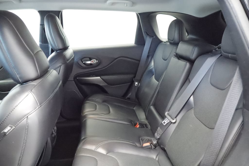 Certified 2020 Jeep Cherokee Limited AWD/4WD image 23