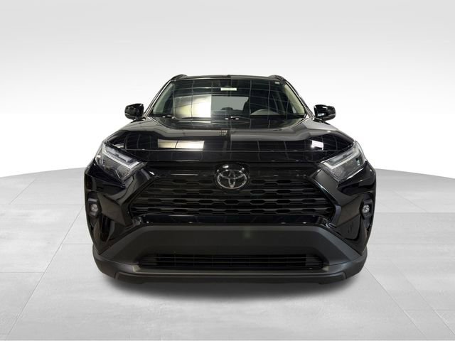 Used 2023 Toyota RAV4 XLE Premium image 2