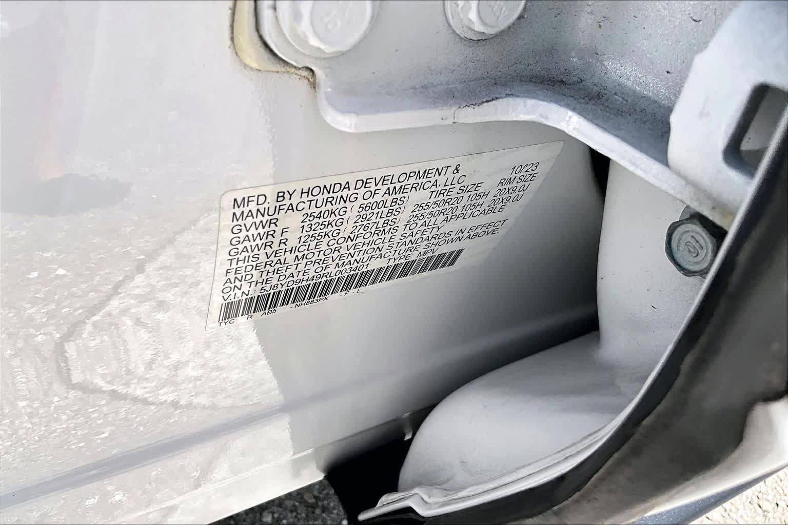 Certified 2024 Acura MDX w/ Technology Package FWD image 37