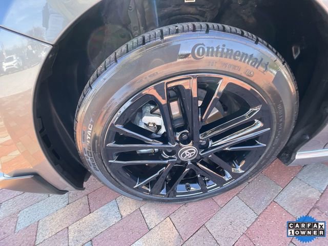 Used 2025 Toyota Camry SE image 28