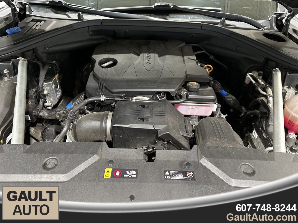 Used 2022 Genesis GV70 2.5T w/ Advanced Package image 24