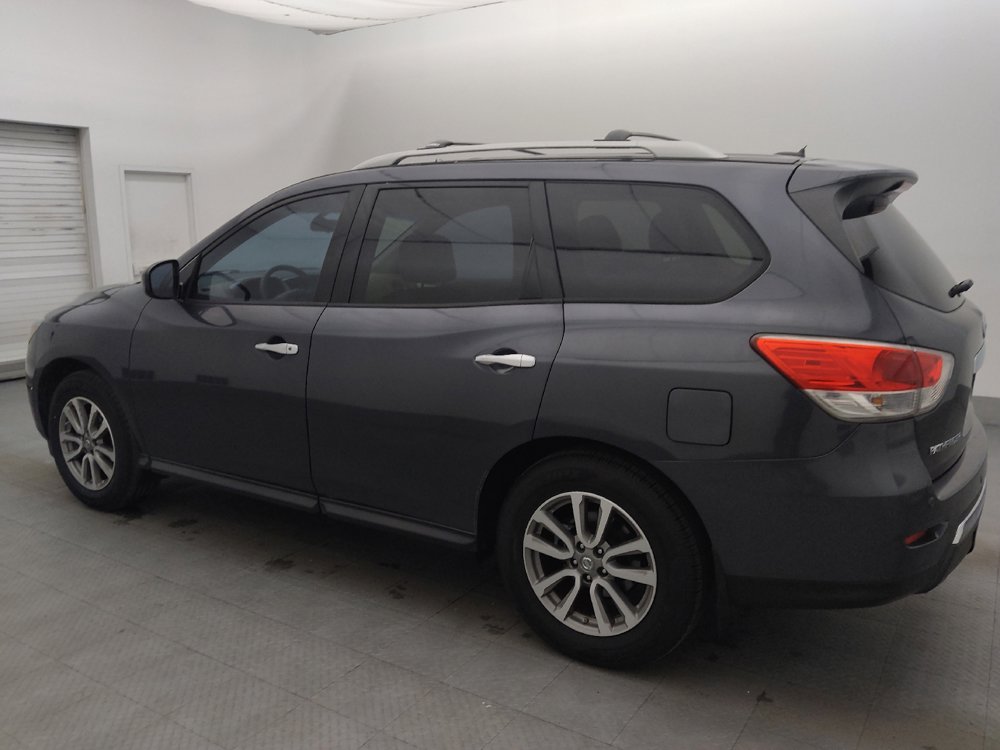 Used 2014 Nissan Pathfinder SV FWD image 3