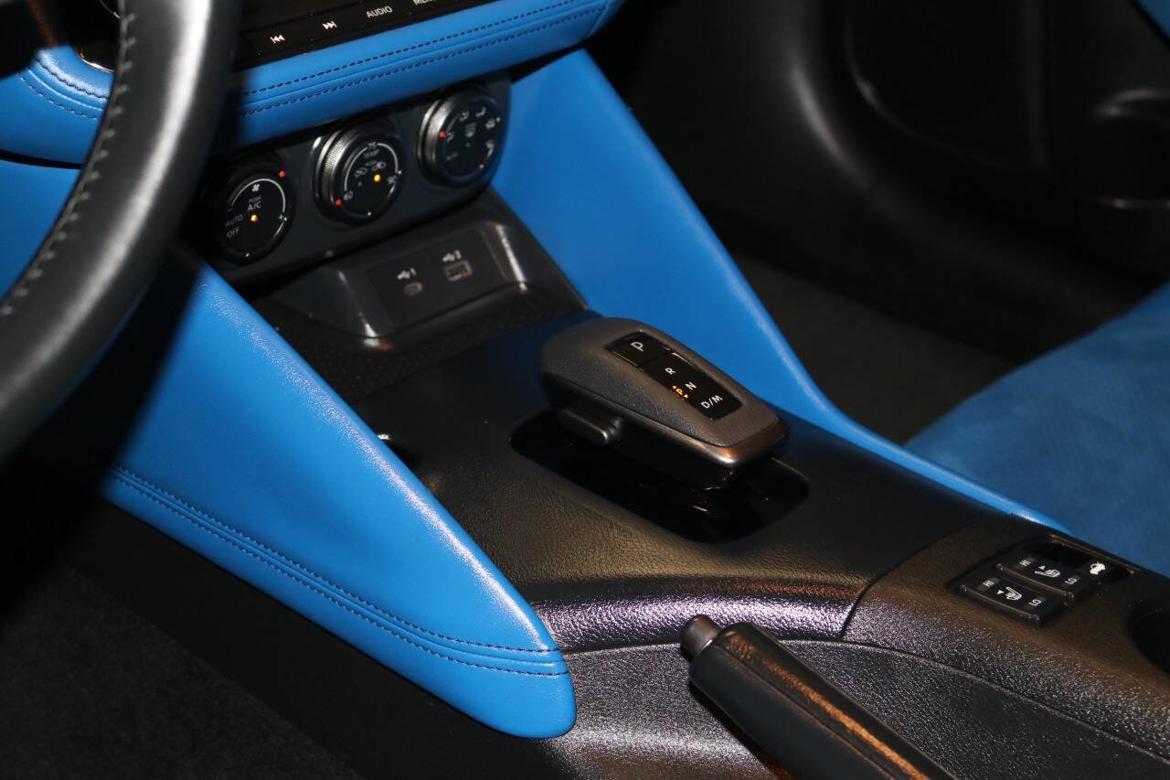 Used 2023 Nissan Z Performance 2dr Coupe 9A w/ Floor Mat Package (L93) image 47