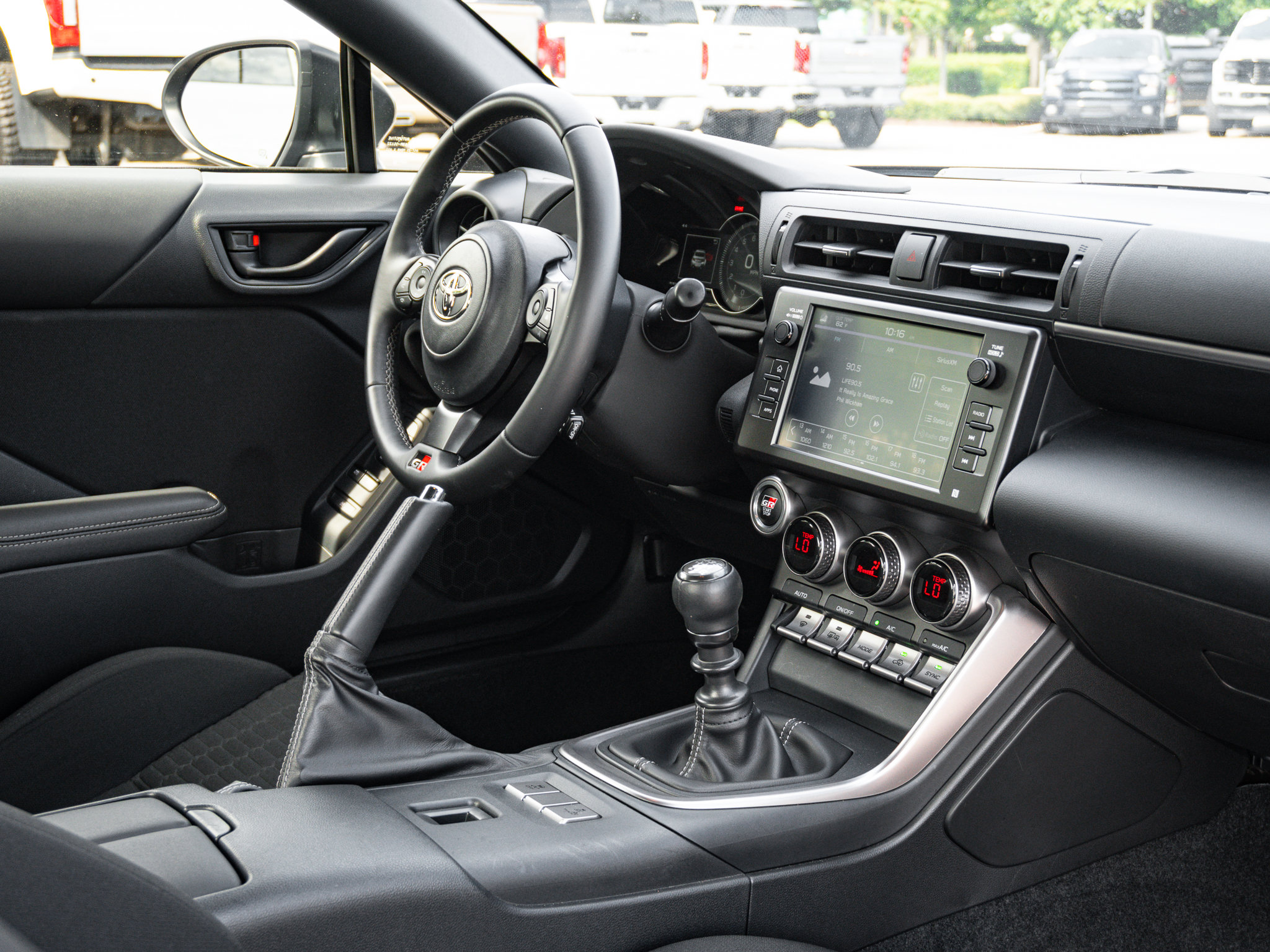 Used 2024 Toyota GR86 RWD image 34