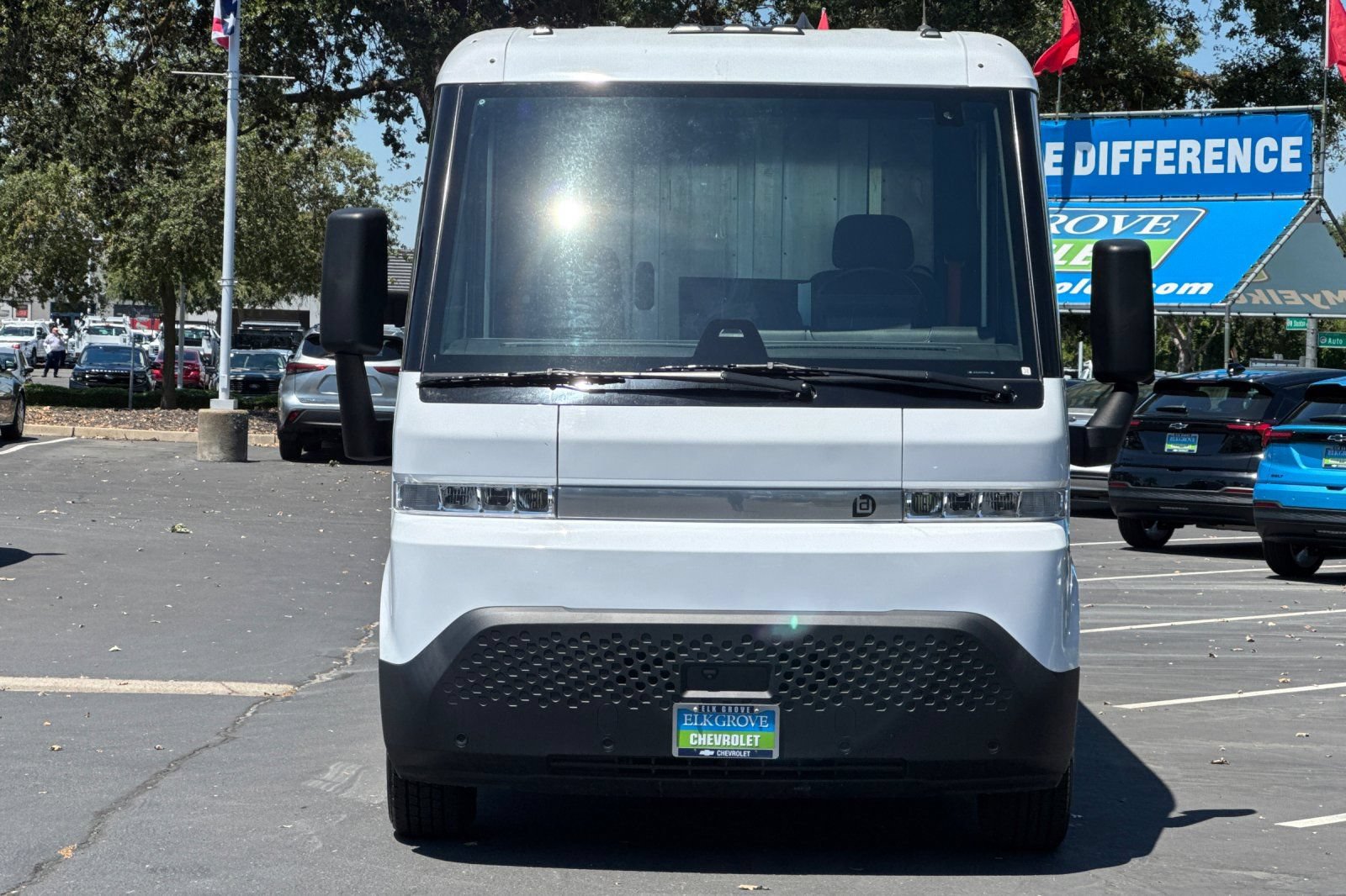 Used 2023 Chevrolet Brightdrop 600 w/ Active Safety Package 2 AWD/4WD image 8