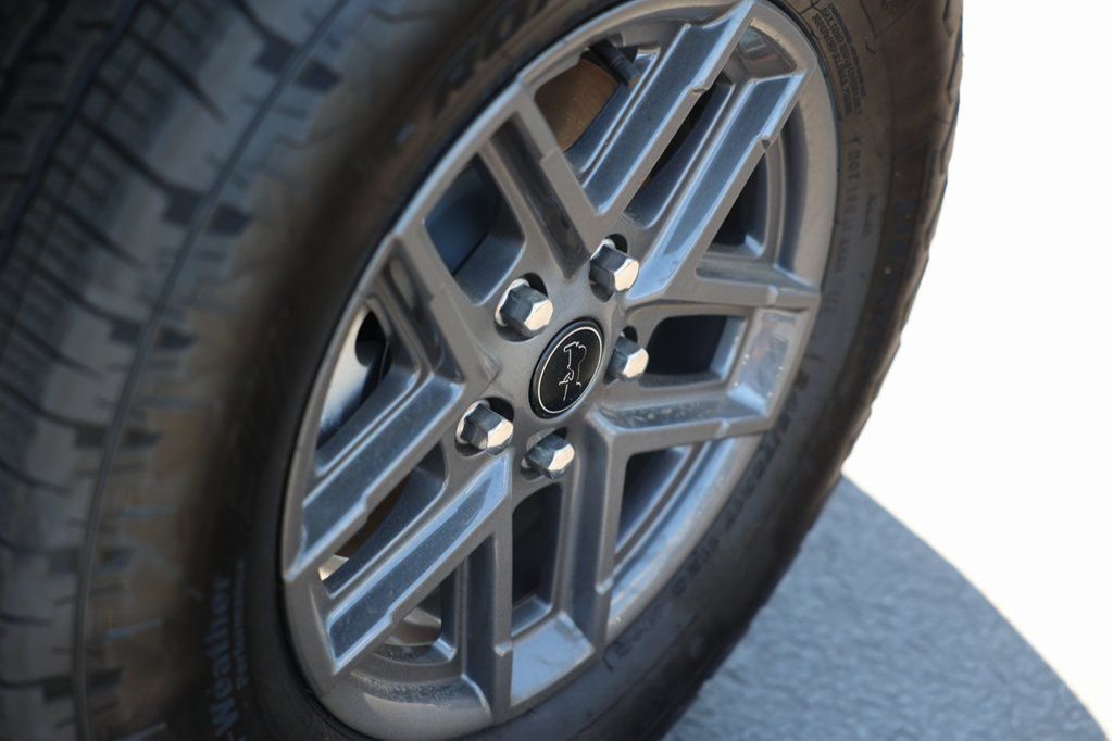 Used 2024 Jeep Wrangler Unlimited Sport AWD/4WD image 9
