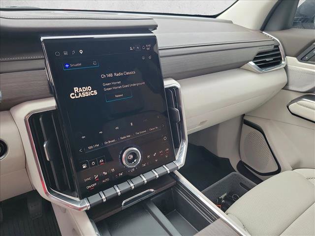 Used 2024 GMC Acadia Denali w/ Super Cruise Package image 22