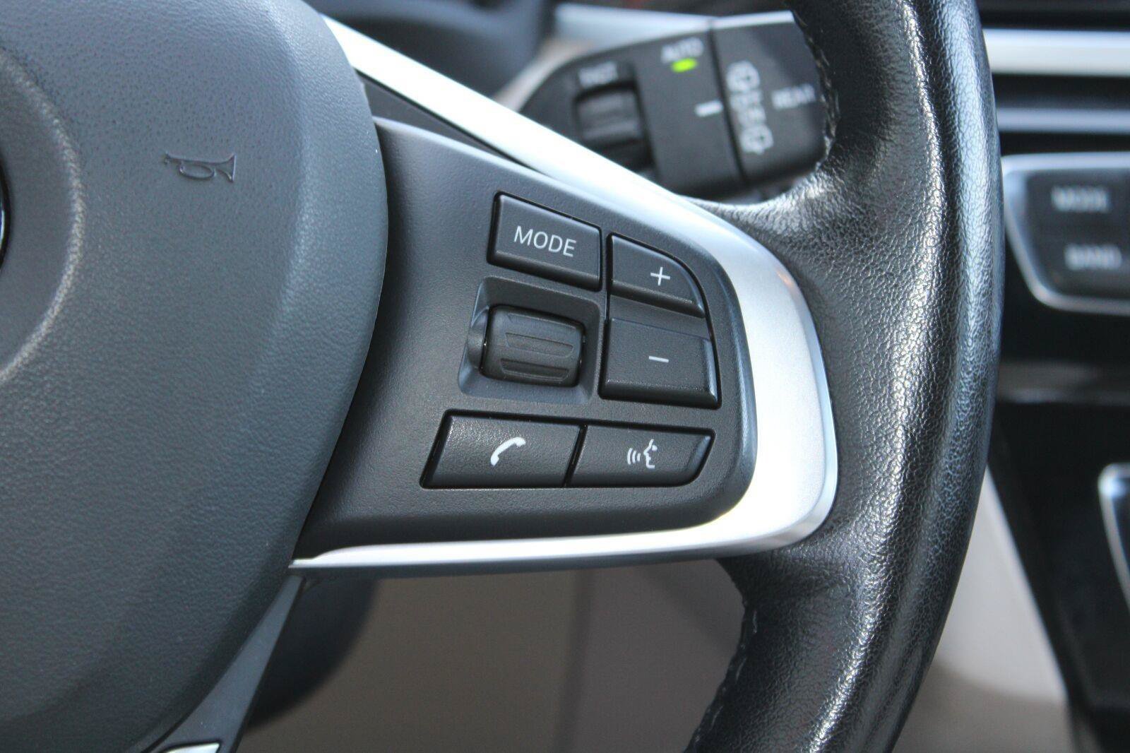 Used 2020 BMW X1 sDrive28i w/ Convenience Package FWD image 31