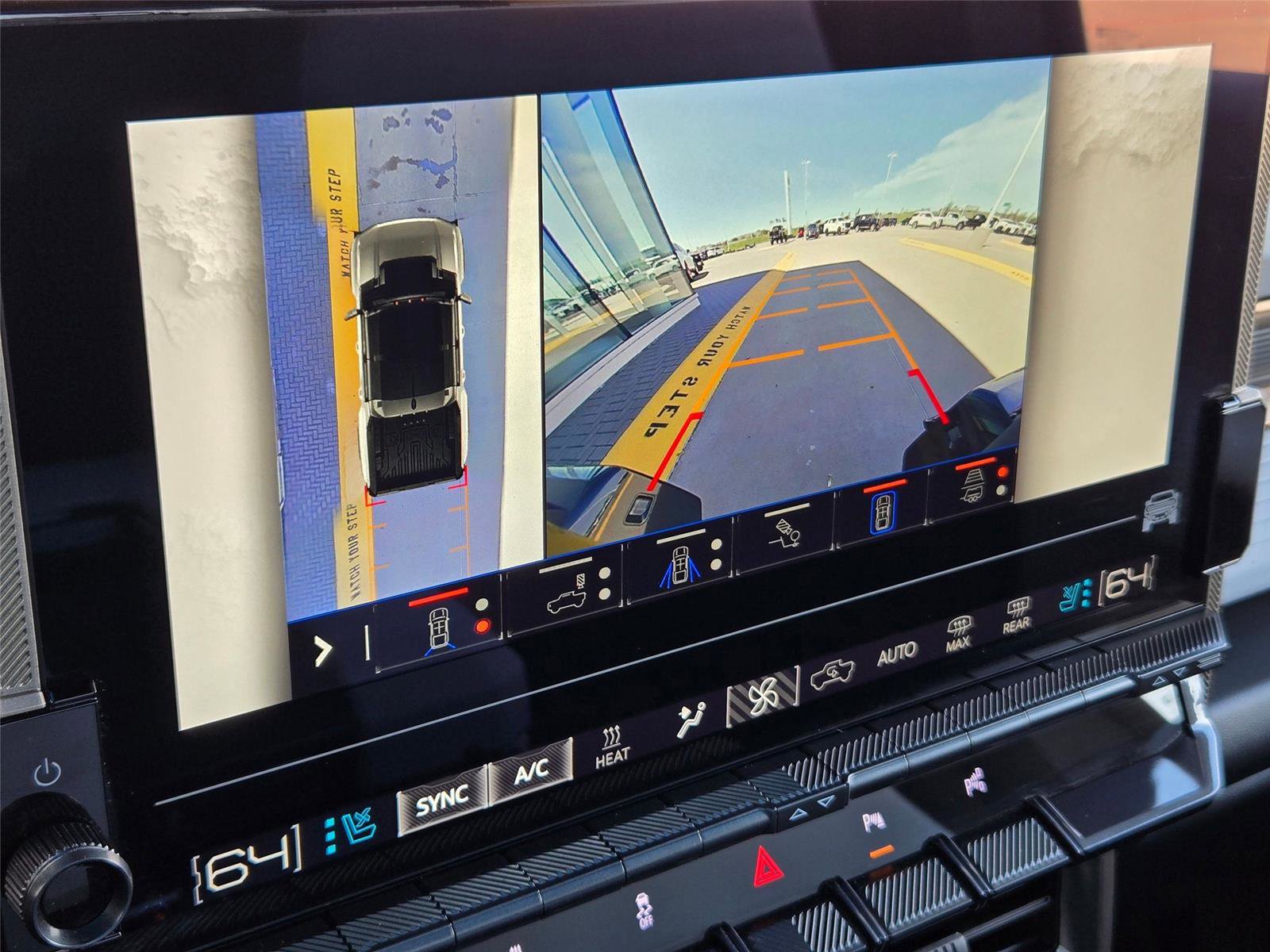 Used 2025 GMC Hummer EV 3X w/ LPO, Dark Essentials Package image 18