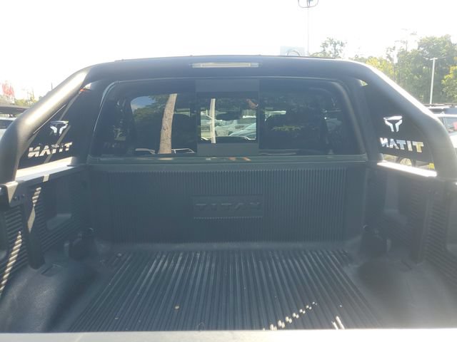 Used 2024 Nissan Titan SV w/ SV Bronze Edition Package AWD/4WD image 6