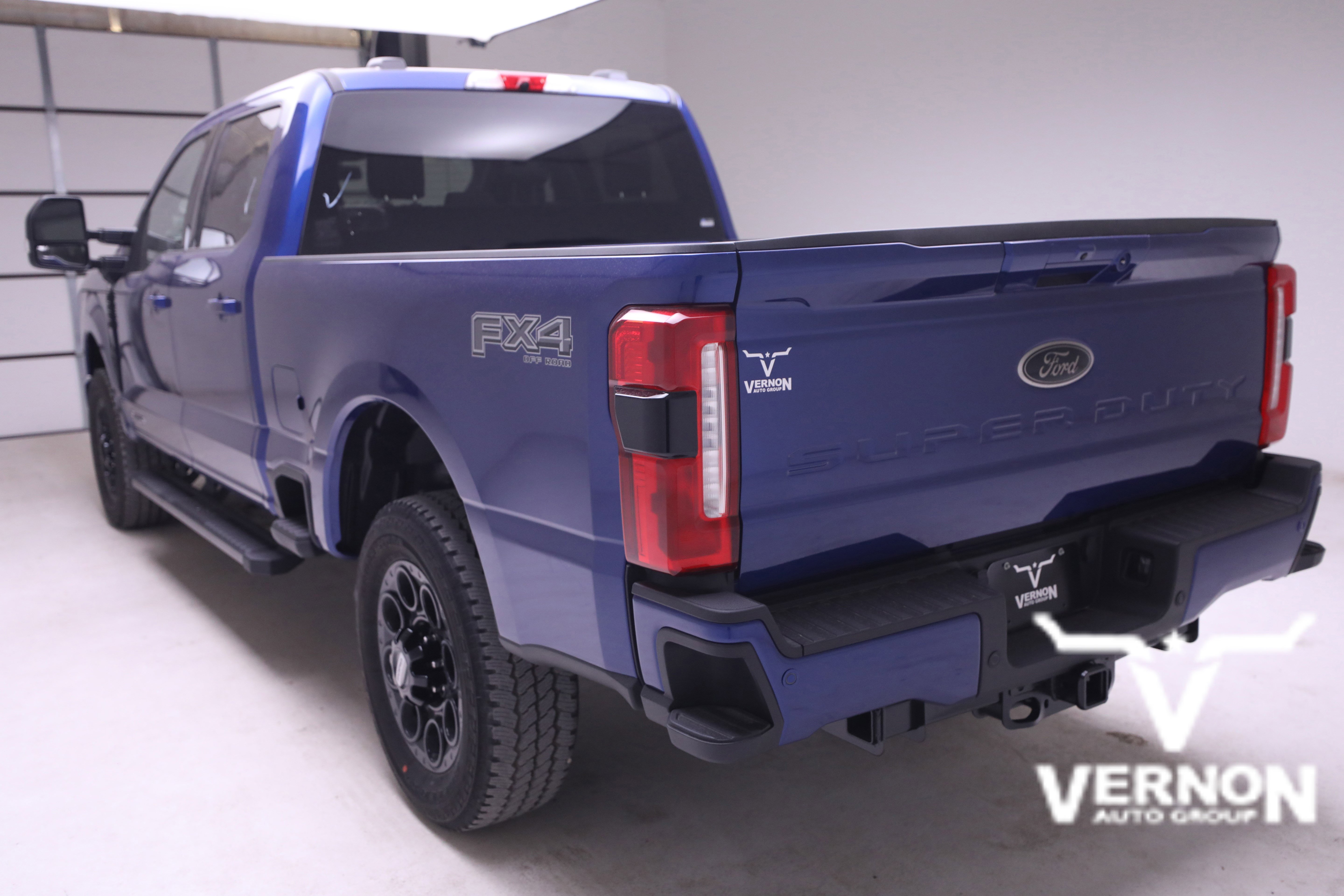 New 2026 Ford F250 Lariat w/ Black Appearance Package image 3