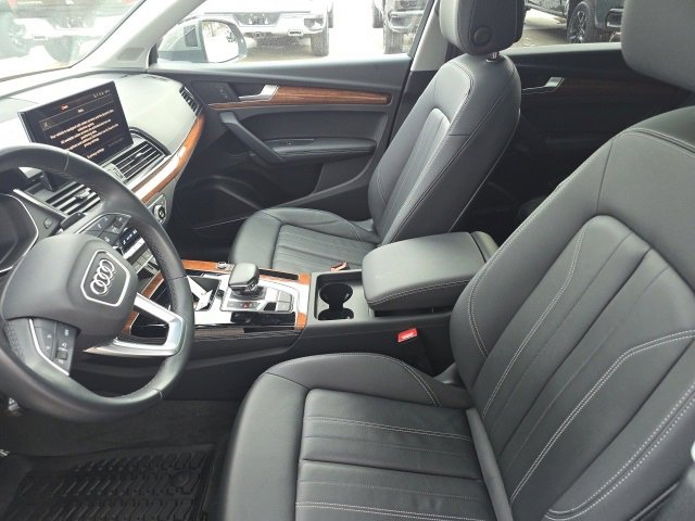Used 2023 Audi Q5 2.0T Premium Plus w/ Premium Plus Package image 17