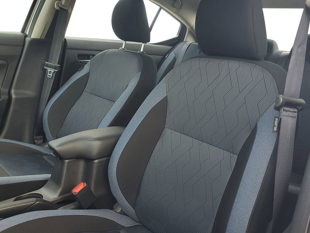 New 2025 Nissan Versa SV w/ Trunk Package FWD image 26