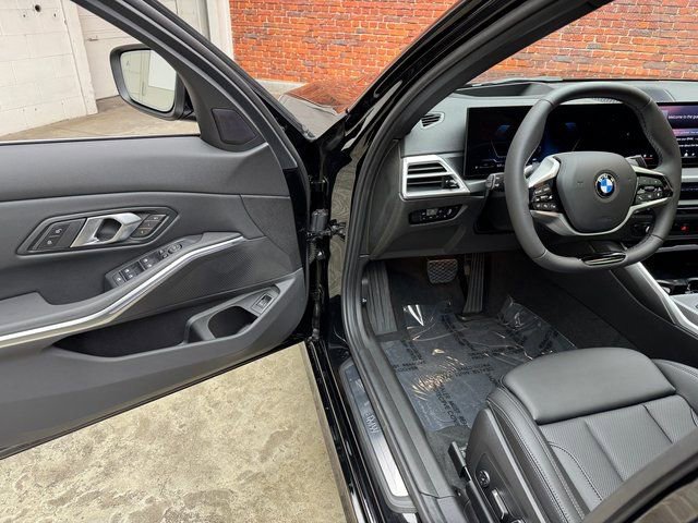 Used 2026 BMW 330i xDrive 330i xDrive w/ Premium Package image 9