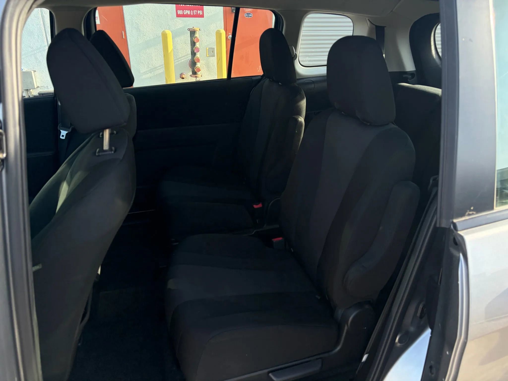 Used 2014 MAZDA MAZDA5 Sport image 15