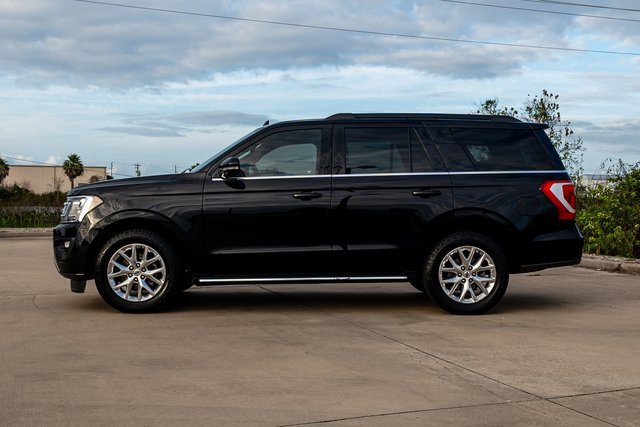 Used 2020 Ford Expedition XLT w/ Equipment Group 202A image 5