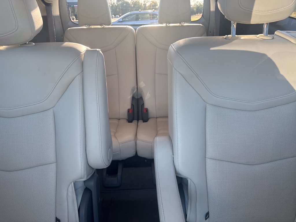 Used 2021 Cadillac XT6 Premium Luxury AWD/4WD image 25