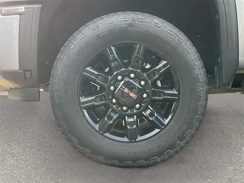 Used 2024 GMC Sierra 2500 AT4 w/ AT4 Premium Plus Package image 31
