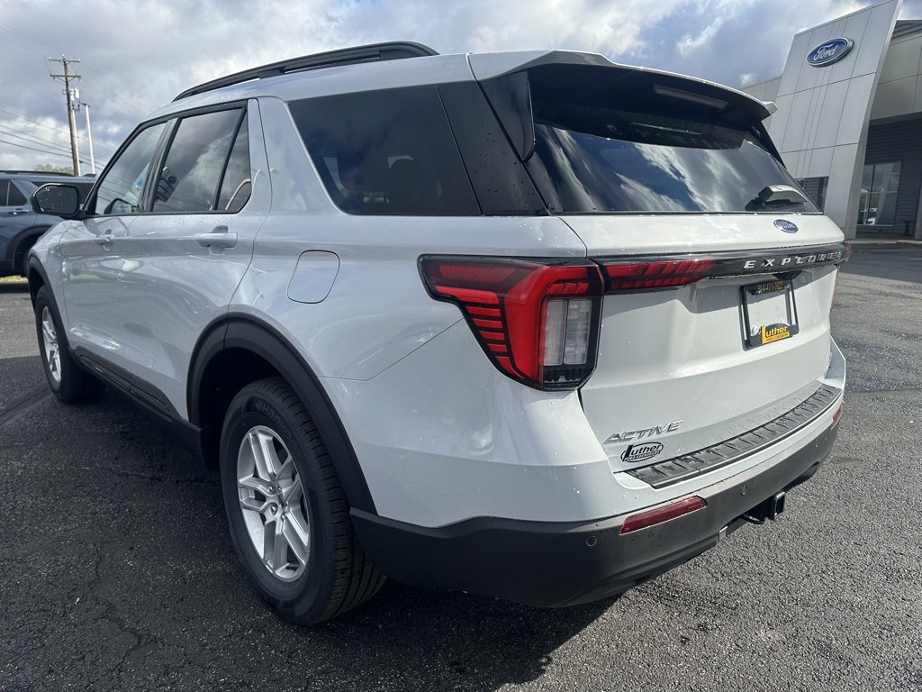 New 2026 Ford Explorer Active image 2