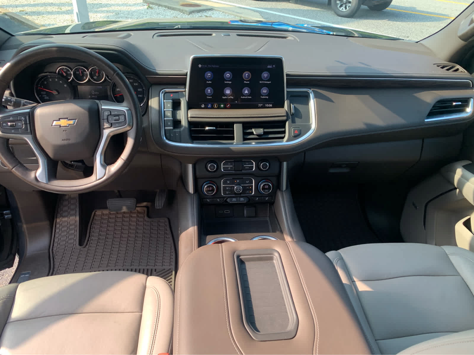 Used 2021 Chevrolet Suburban LT AWD/4WD image 10