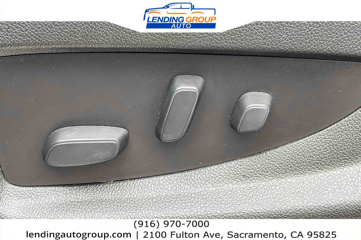 Used 2018 GMC Yukon Denali w/ Denali Ultimate Package image 21