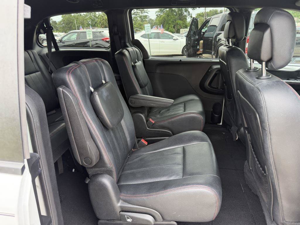 Used 2019 Dodge Grand Caravan GT FWD image 15