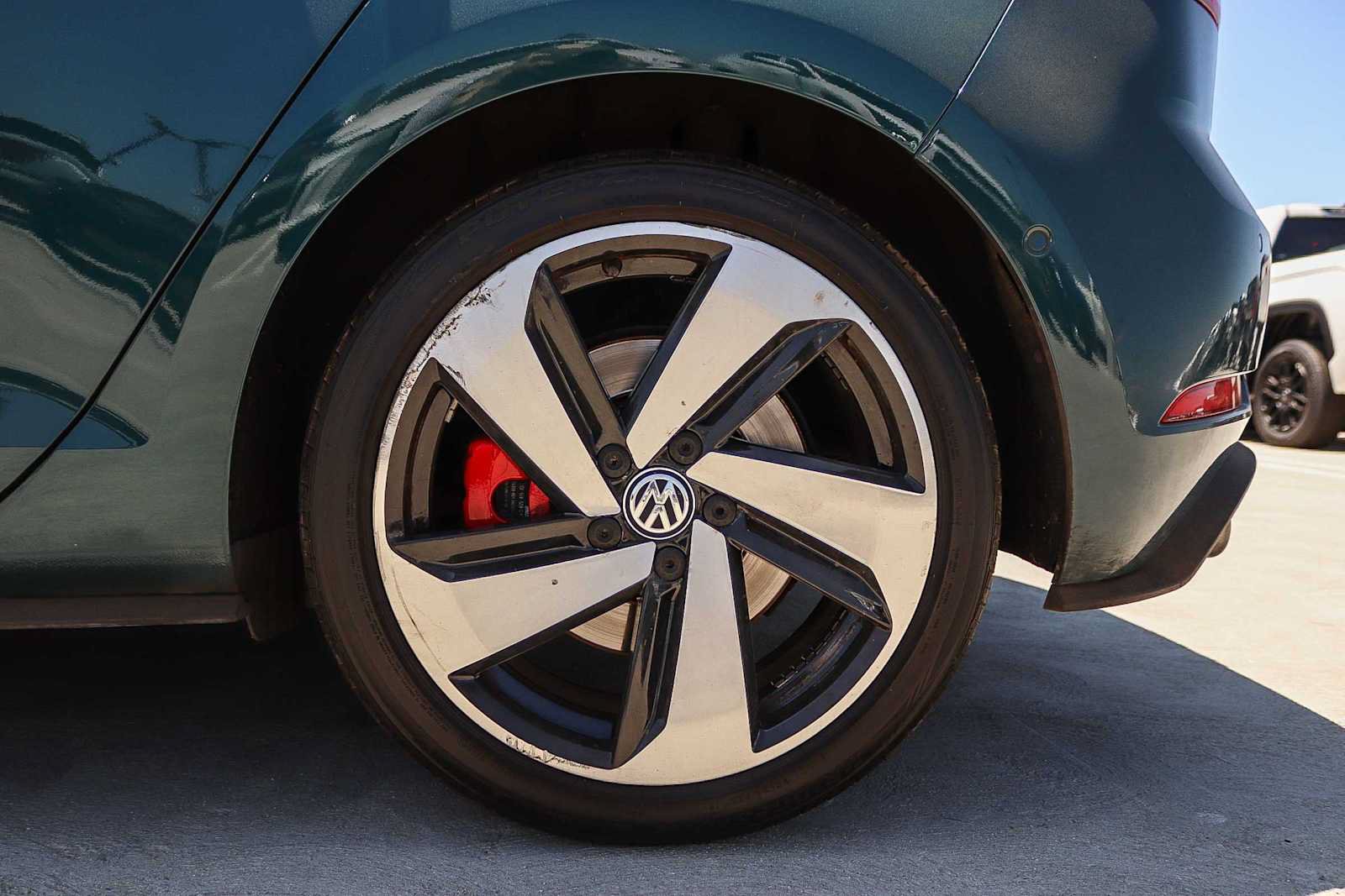 Used 2019 Volkswagen GTI 4-Door FWD image 10