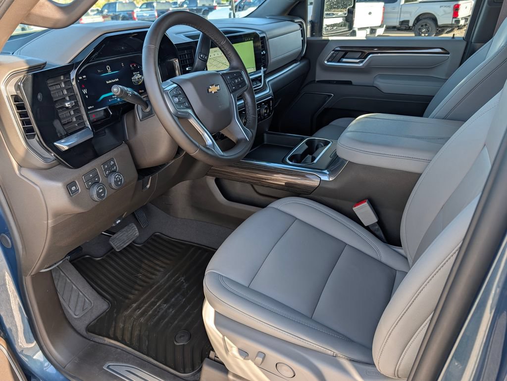 Used 2026 Chevrolet Silverado 2500 LT w/ Safety Package AWD/4WD image 22