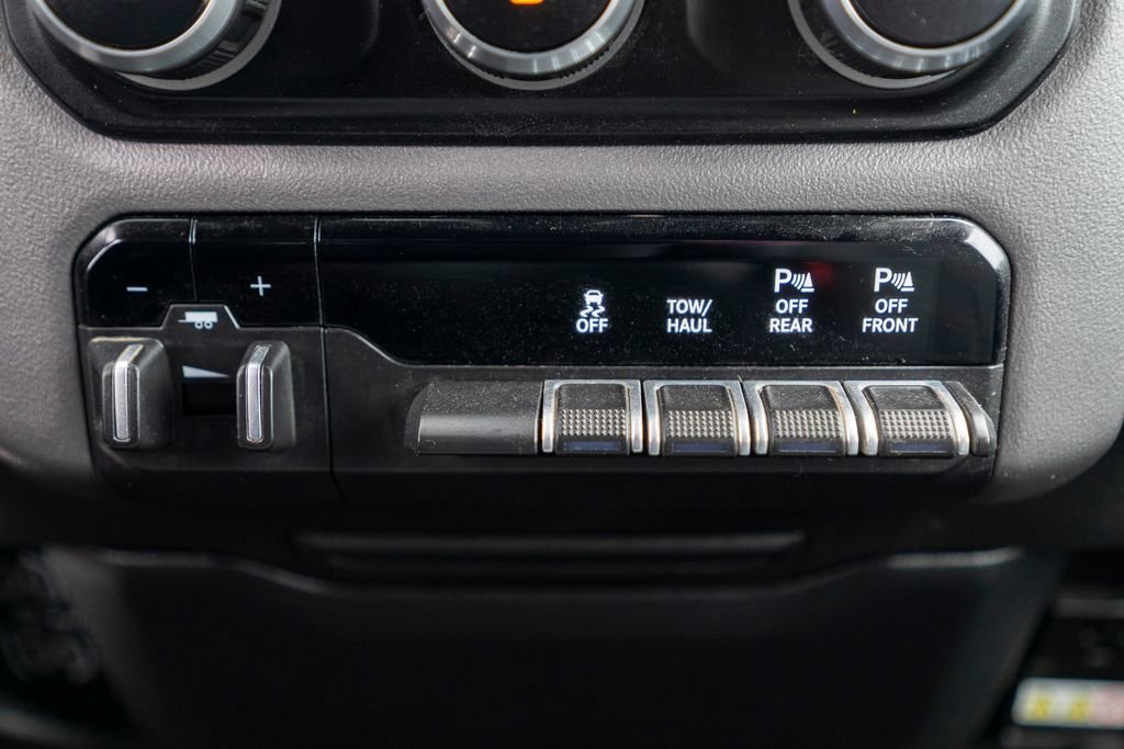 Used 2023 RAM 1500 Big Horn image 28