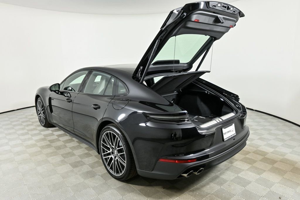New 2026 Porsche Panamera 4 E-Hybrid AWD/4WD image 34