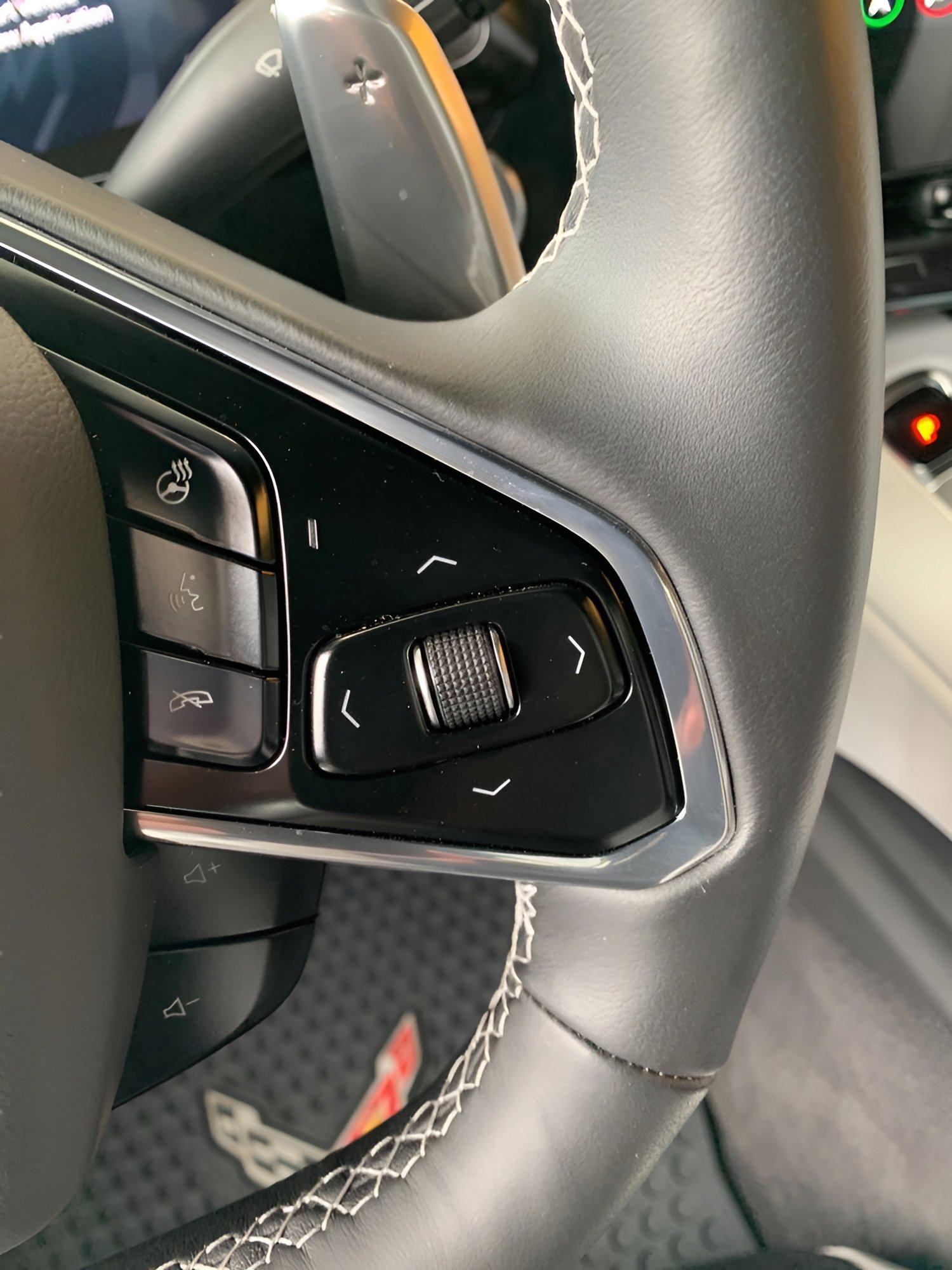 Used 2023 Chevrolet Corvette Stingray Preferred Cpe w/ Z51 Performance Package image 17