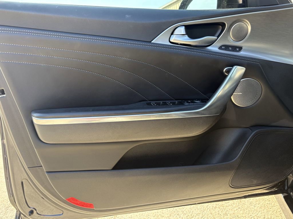 Certified 2023 Kia Stinger GT2 image 10