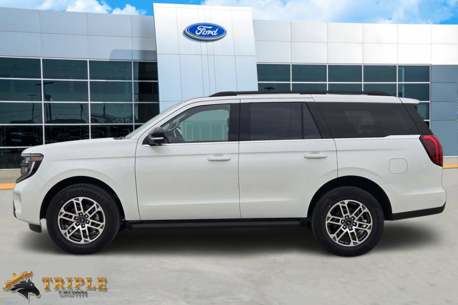 New 2026 Ford Expedition Active RWD image 3