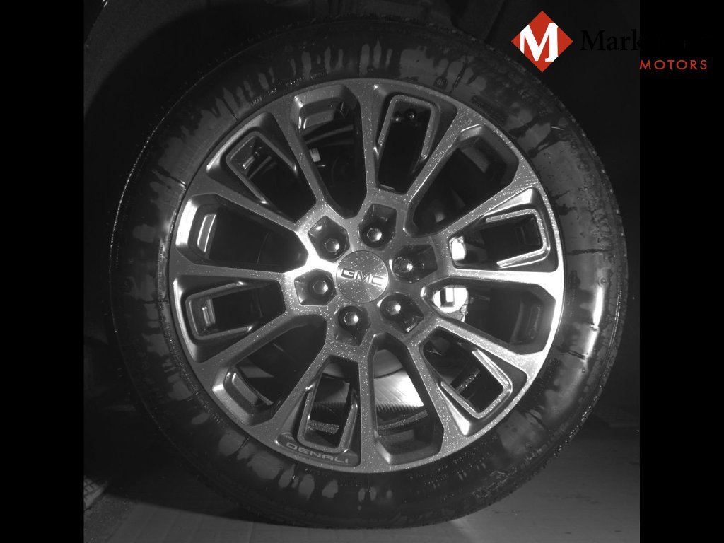 New 2027 GMC Yukon Denali w/ Denali Reserve Package AWD/4WD image 9